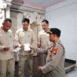 Polsek Mengwi Perkuat Sinergitas dengan Gereja Lewat Binluh dan Penyerahan Sarana Kontak