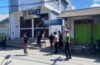 Personel Polsek Nusa Penida Amankan Pelaksanaan Sholat Jumat di Masjid Al-Imron Toyapakeh.