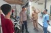 Sambang Door to Door, Bhabinkamtibmas Sumerta Kaja Imbau Penghuni Kos-kosan Jaga Kamtibmas