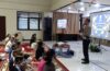 Tawa dan Edukasi Warnai Kegiatan Polantas Menyapa Bersama Anak-anak Karyawan Aqua Mambal