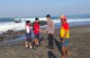 Satpolairud Polres Badung Patroli Pantai Munggu-Seseh, Wisatawan Diingatkan Waspadai Ombak