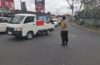 Antisipasi Kepadatan Arus Balik Aktivitas Warga, Polsek Abiansemal Gelar Pengaturan Lalu Lintas