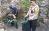 Jumat Bersih di Pura Desa Adat Abiansemal, Bhabinkamtibmas Bersama Unsur Desa Perkuat Semangat Gotong Royong