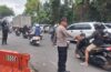 Polsek Mengwi Laksanakan Strong Point Sore di Jalur Utama, Antisipasi Kepadatan Arus Lalu Lintas