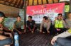Jumat Curhat Polsek Kuta Selatan: Sinergi Polri dan Sopir Taksi Jimbaran Meningkatkan Keamanan dan Kelancaran Lalu Lintas